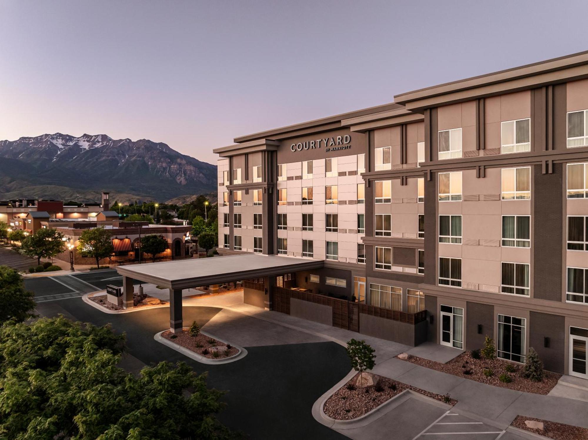 Courtyard By Marriott Orem University Place Exterior photo